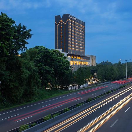 Doubletree By Hilton Jakarta Bintaro Jaya Serpong Exterior foto