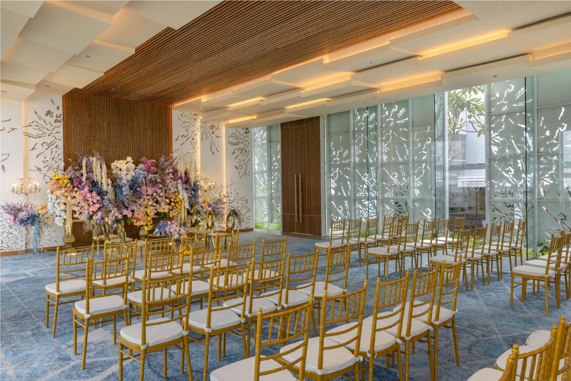 Doubletree By Hilton Jakarta Bintaro Jaya Serpong Exterior foto