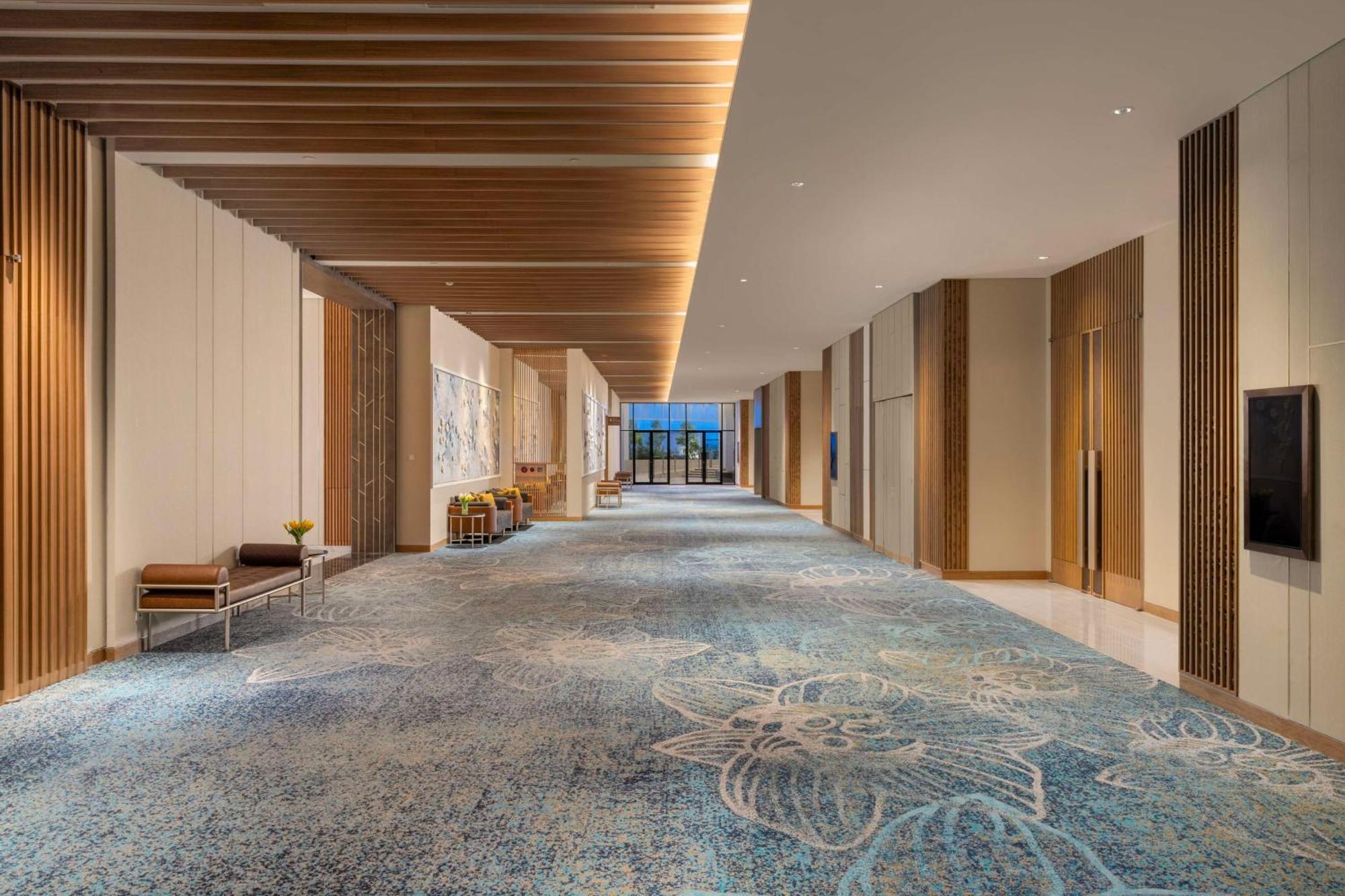Doubletree By Hilton Jakarta Bintaro Jaya Serpong Exterior foto